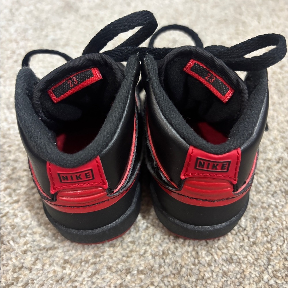 Nike Air Jordan 2 Retro Toddler Shoes Black/Red Size 4C Toddler Sneakers - Picture 6 of 9